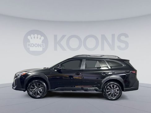 Used 2025 Subaru Outback Onyx Edition image 2