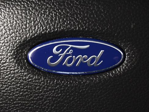 Used 2020 Ford F150 Lariat w/ Equipment Group 502A Luxury AWD/4WD image 39