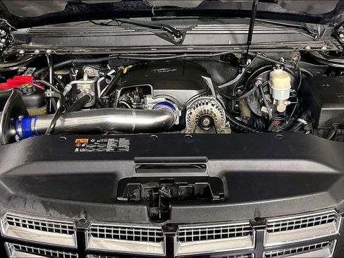 Used 2013 Cadillac Escalade Luxury image 13