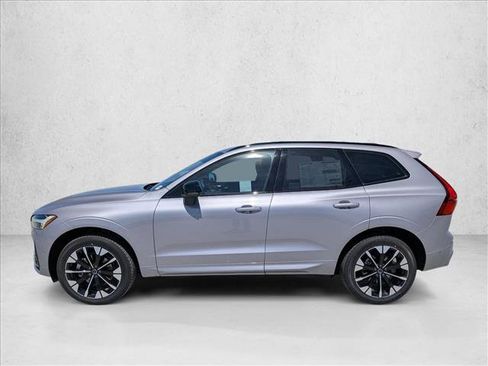 New 2026 Volvo XC60 B5 Plus w/ Climate Package AWD/4WD image 9
