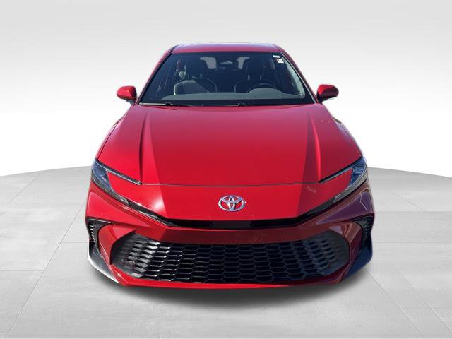 Used 2026 Toyota Camry SE FWD image 8