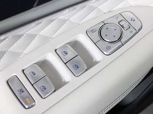 Used 2025 Genesis G70 3.3T Advanced w/ Sport Prestige Package image 22