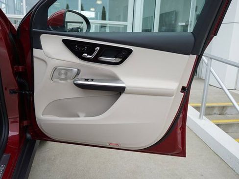 New 2026 Mercedes-Benz GLC 300 4MATIC image 19