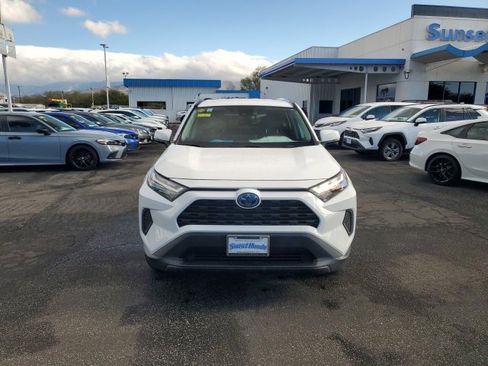 Used 2024 Toyota RAV4 XLE image 4
