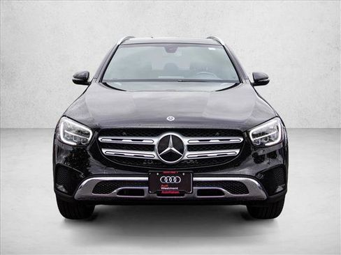 Used 2020 Mercedes-Benz GLC 300 4MATIC image 2
