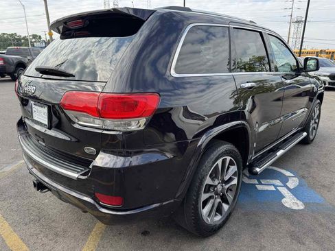 Used 2018 Jeep Grand Cherokee Overland AWD/4WD image 5