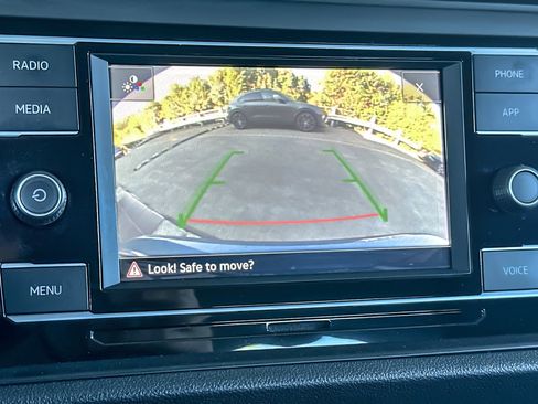 Used 2020 Volkswagen Jetta S w/ Driver Assistance Package image 17