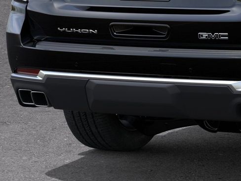 New 2026 GMC Yukon Denali w/ Sun & Power Step Package AWD/4WD image 14