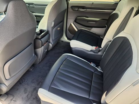 New 2026 Kia EV9 GT-Line AWD/4WD image 10