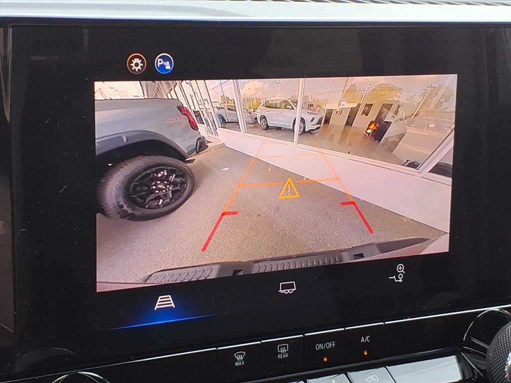 New 2026 Chevrolet Colorado W/T w/ WT Custom Package AWD/4WD image 16