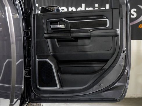 Used 2022 RAM 2500 Laramie AWD/4WD image 37