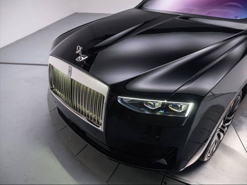 Used 2025 Rolls-Royce Ghost AWD/4WD image 9
