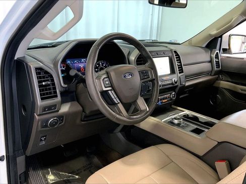 Used 2020 Ford Expedition XLT w/ Equipment Group 202A RWD image 14