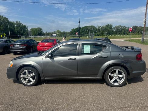 Used 2012 Dodge Avenger SXT Plus FWD image 8