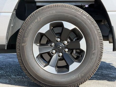 Used 2023 RAM 1500 Big Horn RWD image 3