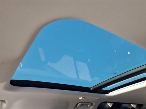 Used 2020 Land Rover Defender 110 S image 15