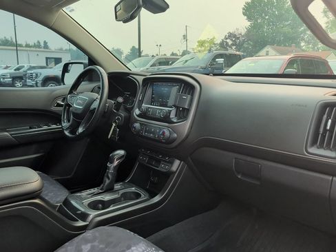 Used 2022 GMC Canyon AT4 AWD/4WD image 8