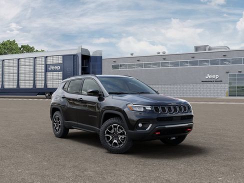 New 2026 Jeep Compass Trailhawk image 5