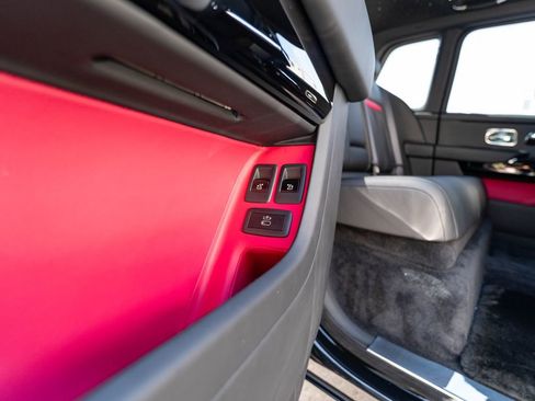 New 2026 Rolls-Royce Cullinan AWD/4WD image 34