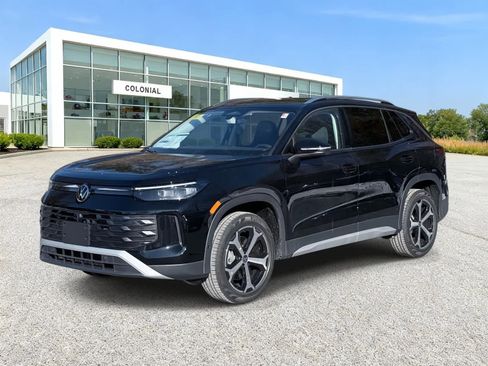 New 2026 Volkswagen Tiguan SE AWD/4WD image 1