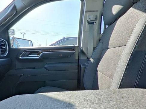 New 2026 GMC Sierra 1500 SLE image 26