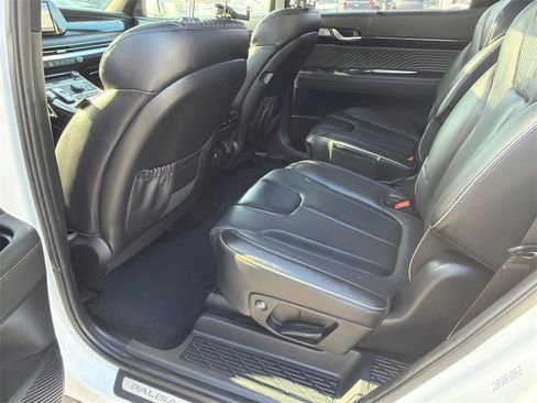 Used 2023 Hyundai Palisade Calligraphy image 21