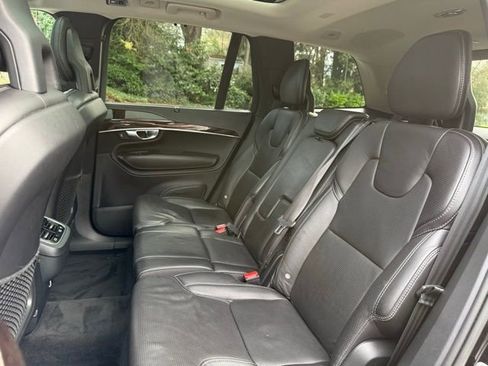 Used 2017 Volvo XC90 T6 Inscription w/ Vision Package image 29
