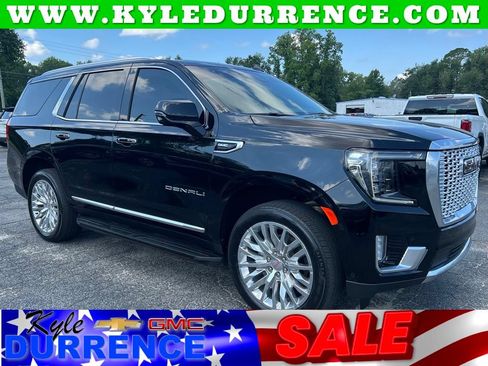 Used 2024 GMC Yukon Denali w/ Advanced Technology Package AWD/4WD image 1