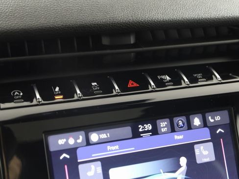 Used 2023 Jeep Grand Cherokee L Laredo image 31