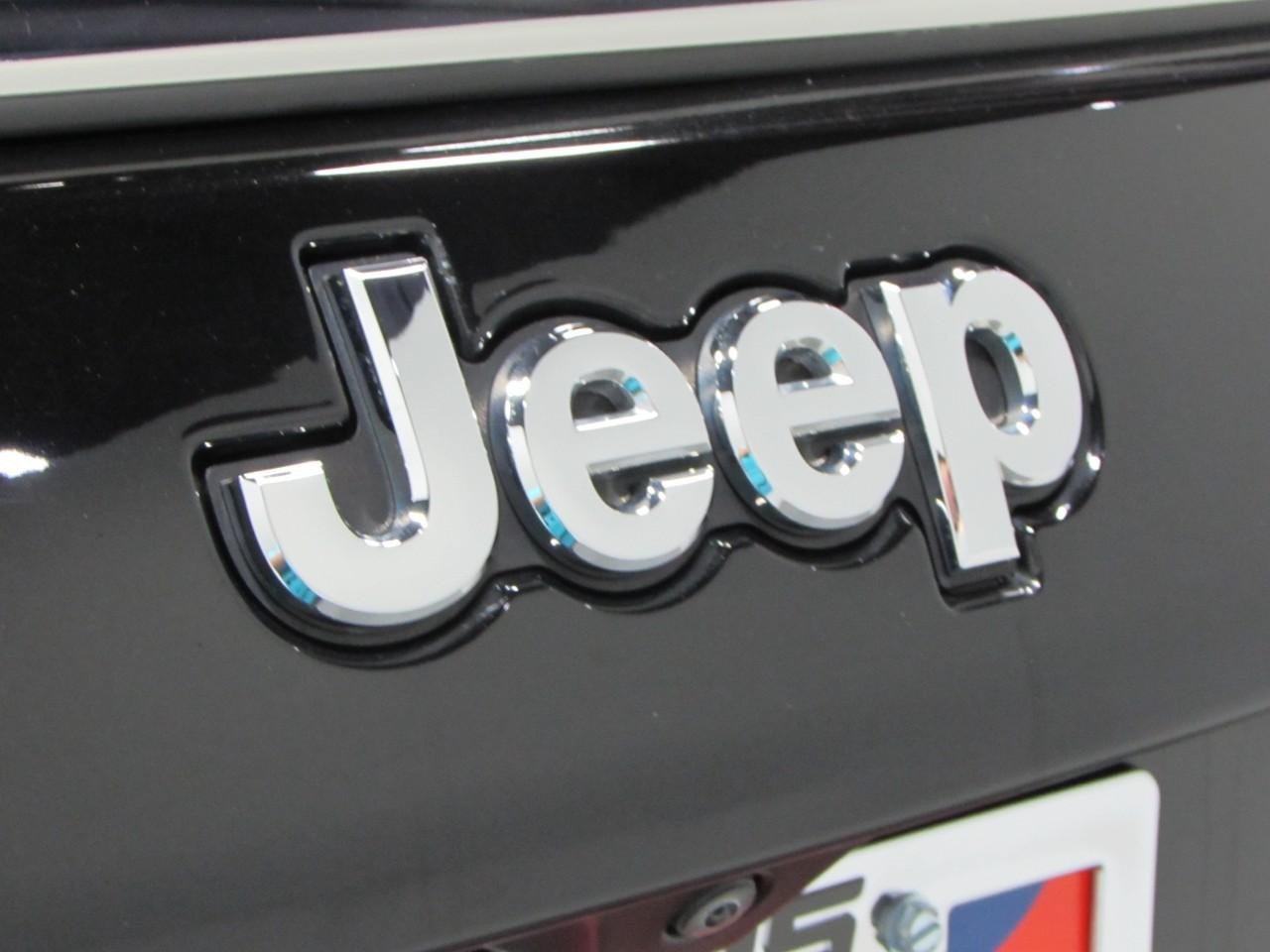 Used 2022 Jeep Compass Latitude AWD/4WD image 34