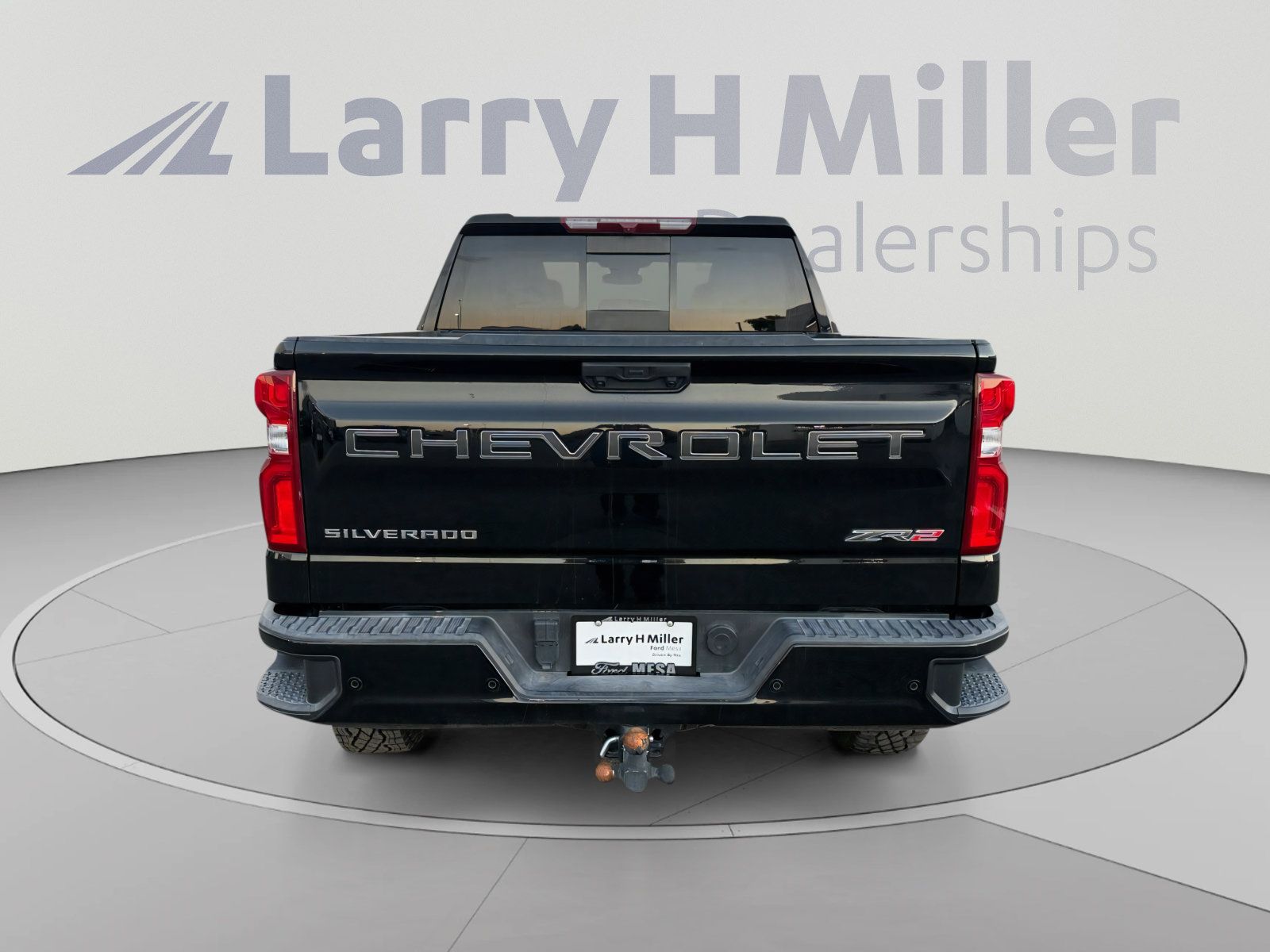 Used 2024 Chevrolet Silverado 1500 ZR2 AWD/4WD image 4