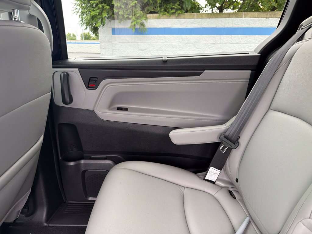 Certified 2024 Honda Odyssey EX-L image 24