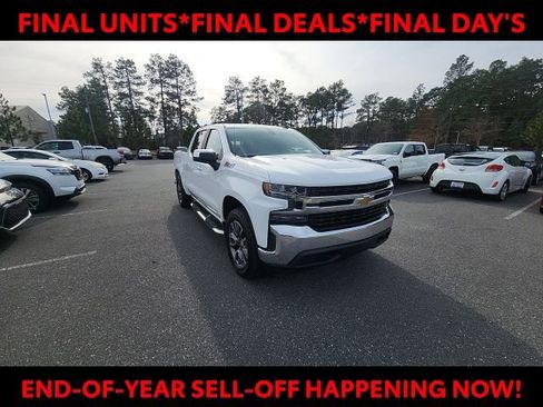 Used 2020 Chevrolet Silverado 1500 LT w/ All-Star Edition image 3