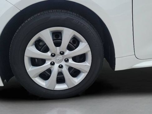 Used 2024 Toyota Corolla LE FWD image 24