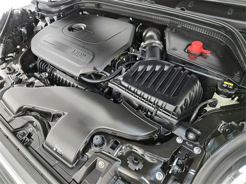 Used 2023 MINI Cooper 4-Door Hardtop image 19