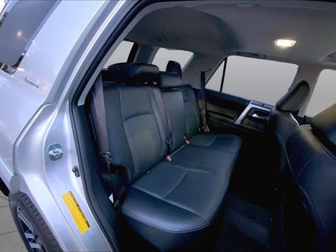 Used 2024 Toyota 4Runner Limited AWD/4WD image 19