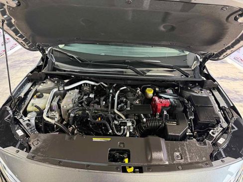 Used 2026 Nissan Sentra SR w/ Floor Mat Package FWD image 66
