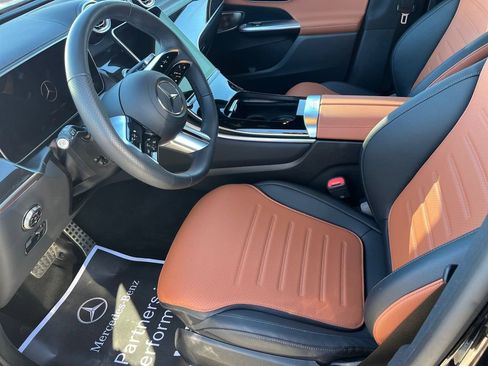 Certified 2025 Mercedes-Benz GLC 300 4MATIC image 5