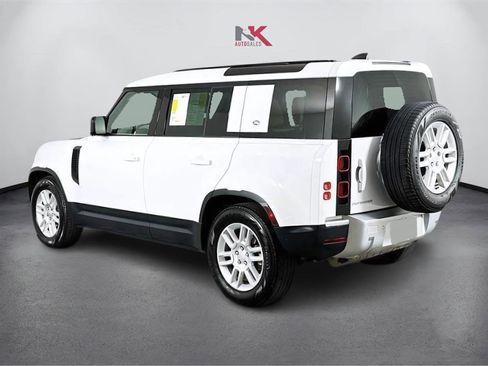 Used 2022 Land Rover Defender 110 S image 4