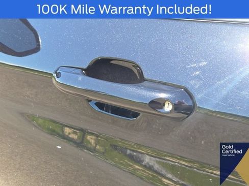 Used 2022 Ford Explorer ST-Line w/ Class IV Trailer Tow Package AWD/4WD image 23