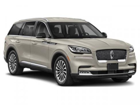 Used 2022 Lincoln Aviator 2WD w/ Elements Package image 6