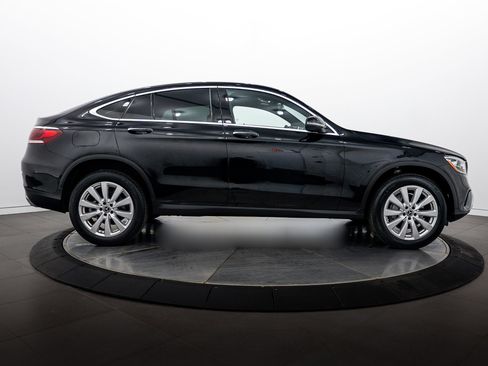 Used 2020 Mercedes-Benz GLC 300 4MATIC Coupe image 3