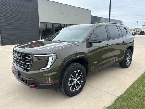 Used 2024 GMC Acadia AT4 AWD/4WD image 11