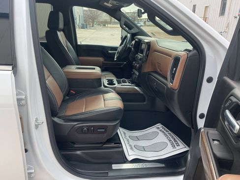 Used 2022 Chevrolet Silverado 3500 High Country w/ Safety Package II image 13