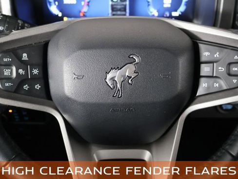 Used 2025 Ford Bronco Badlands AWD/4WD image 29