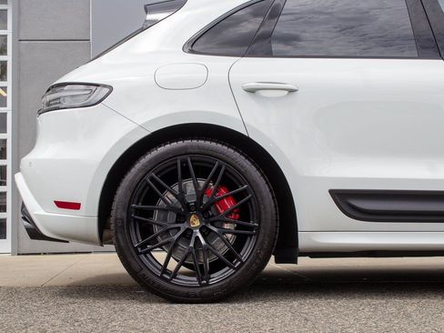 Used 2022 Porsche Macan GTS image 6