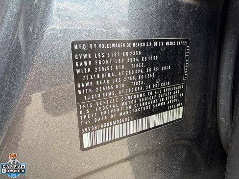 Used 2022 Volkswagen Tiguan SE FWD image 19