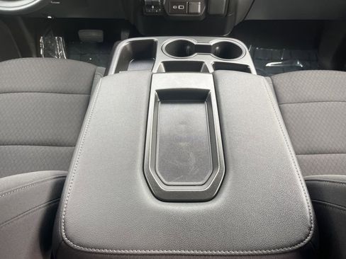 Used 2025 Chevrolet Silverado 1500 Custom Trail Boss image 32