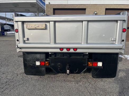Used 2007 GMC Sierra 3500 W/T w/ Snow Plow Prep Package image 3