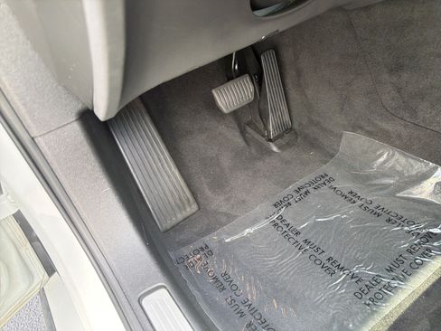 Certified 2023 Volvo S60 B5 Plus FWD image 19